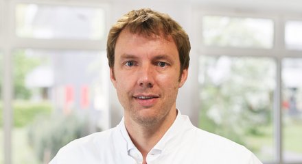 Dr. Tobias Kohl