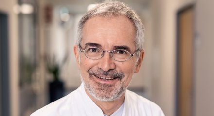 Dr. Bernd Weidmann