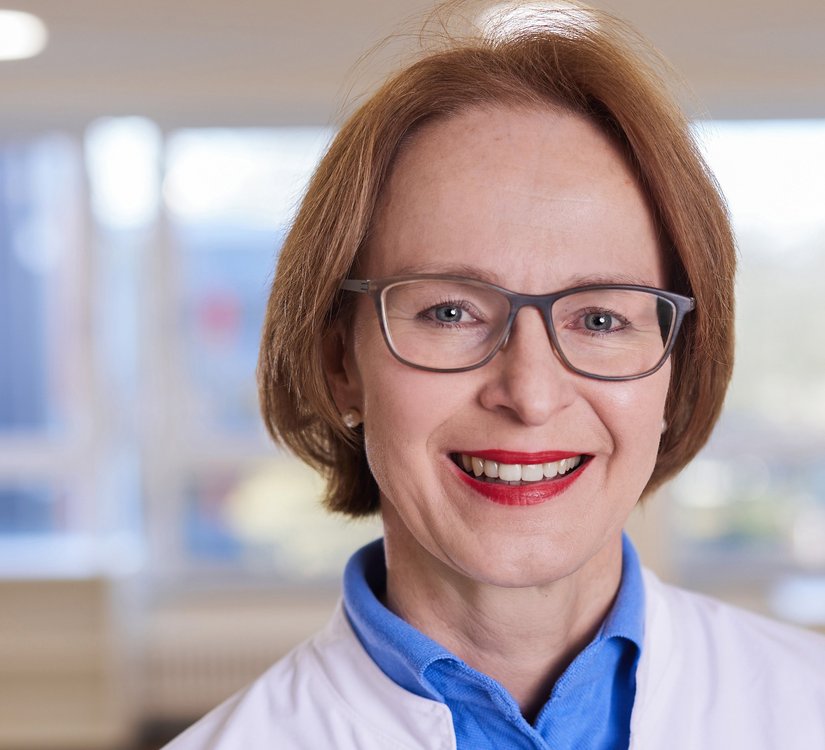 Dr. Verena Prior